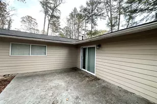 310 Flagstone Dr SW, Atlanta, GA 30331 - Photo 13