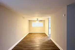 310 Flagstone Dr SW, Atlanta, GA 30331 - Photo 3