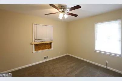 2364 Farley Street, East Point, GA 30344 - Photo 9