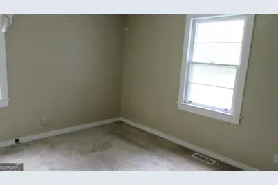 215 Poplar Circle, Lagrange, GA 30241 - Photo 15