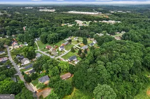 140 Wilbanks St, Buford, GA 30518 - Photo 9