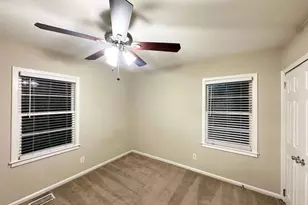 2239 Nelms Dr SW, Atlanta, GA 30315 - Photo 9