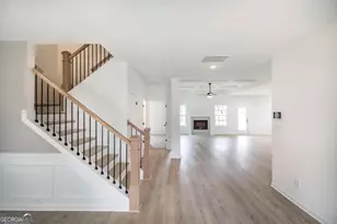 212 Meadows Ln, Bonaire, GA 31005 - Photo 3