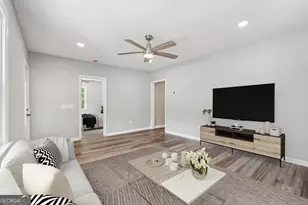 399 N Chestatee St, Dahlonega, GA 30533 - Photo 3