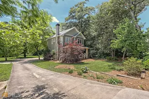 643 Washington St, Clarkesville, GA 30523 - Photo 9