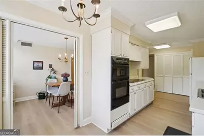 3530 Piedmont Road NE #2I, Atlanta, GA 30305 - Photo 7