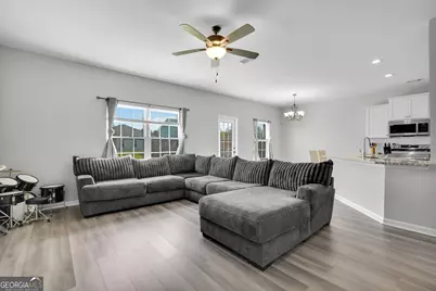 177 Courage Way, Hinesville, GA 31313 - Photo 3