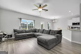 177 Courage Wy, Hinesville, GA 31313 - Photo 3