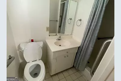 404 S Baker Street, Glennville, GA 30427 - Photo 17