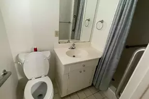 404 S Baker St, Glennville, GA 30427 - Photo 17