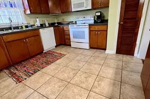 103 Meadowood Ln, Fitzgerald, GA 31750 - Photo 3