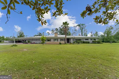 142 N Tallahassee Street, Hazlehurst, GA 31539 - Photo 1