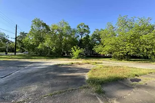 751 W Montgomery St, Milledgeville, GA 31061 - Photo 1