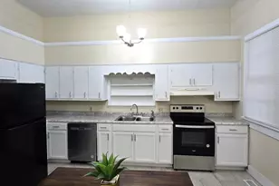 35 Cheatham St, Wadley, GA 30477 - Photo 15