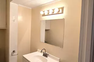 35 Cheatham St, Wadley, GA 30477 - Photo 13