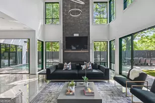 818 Verner St NW, Atlanta, GA 30318 - Photo 3
