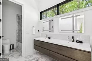 818 Verner St NW, Atlanta, GA 30318 - Photo 57