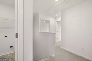 1410 Gray Br Dr, Lawrenceville, GA 30045 - Photo 19