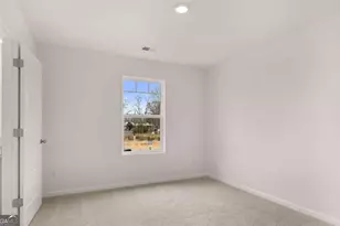 1408 Gray Branch Dr, Lawrenceville, GA 30045 - Photo 11