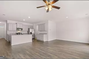 1408 Gray Branch Dr, Lawrenceville, GA 30045 - Photo 17