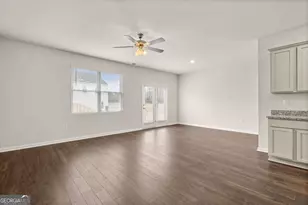 1307 Aura Ln, Lawrenceville, GA 30045 - Photo 11