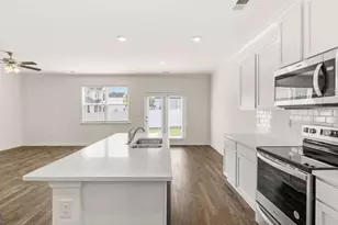 1309 Aura Ln, Lawrenceville, GA 30045 - Photo 15