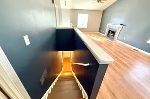 1042 Kennesborough Rd NW, Kennesaw, GA 30144 - Photo 17