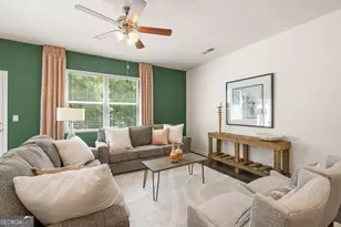 1402 Gray Branch Dr, Lawrenceville, GA 30045 - Photo 11