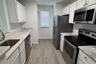 818 Dunes Way, Alpharetta, GA 30022 - Photo 5