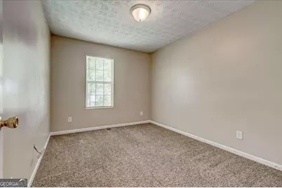 2289 Strathmoor Manor Drive, Lithonia, GA 30058 - Photo 7