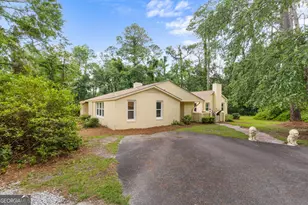 328 N Main St, Statesboro, GA 30458 - Photo 5