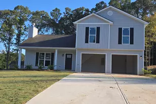 102 Armstrong Dr, Mansfield, GA 30055 - Photo 1