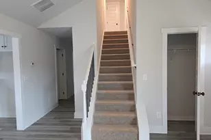 102 Armstrong Dr, Mansfield, GA 30055 - Photo 3