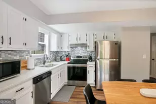 4523 Coopers Creek Cir SE, Smyrna, GA 30082 - Photo 7