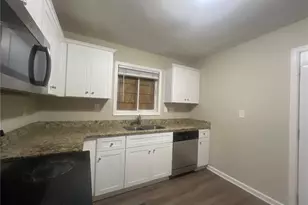 2785 Battle Forrest Dr, Decatur, GA 30034 - Photo 7