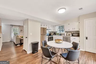 4521 Coopers Creek Circle SE, Smyrna, GA 30082 - Photo 7