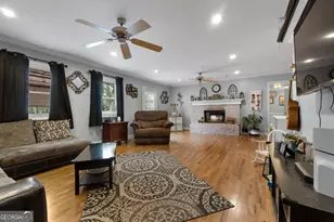 4656 Bryant Rd, Snellville, GA 30039 - Photo 17