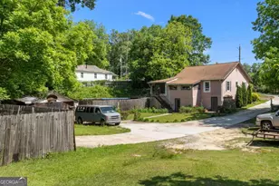 2667 Peyton Rd NW, Atlanta, GA 30318 - Photo 1