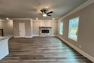 37 Creekside Cmns Dr, Hoschton, GA 30548 - Photo 9