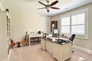 203 N Cove Dr, Newnan, GA 30263 - Photo 51