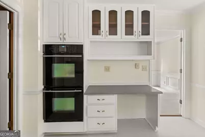 127 Roe Hampton Lane, Stone Mountain, GA 30087 - Photo 21