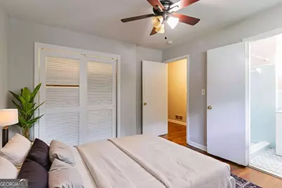 460 E Kildare Avenue NW, Atlanta, GA 30318 - Photo 7