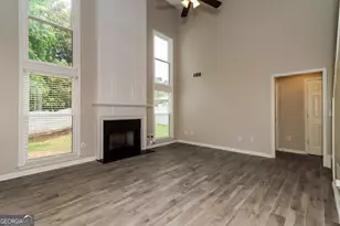 2801 Priestcliff Dr, Smyrna, GA 30080 - Photo 3