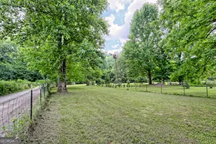 595 Jim McCrackin Rd, Clayton, GA 30525 - Photo 13