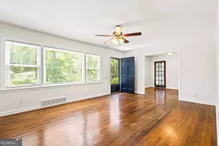 3211 Hollydale Dr SW, Atlanta, GA 30311 - Photo 5