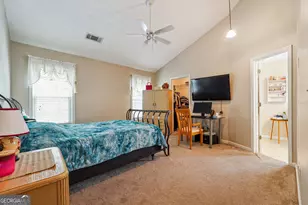 4920 Markim Forest Ln, Sugar Hill, GA 30518 - Photo 7