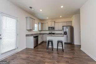 126 Farmers Wy, Perry, GA 31069 - Photo 7