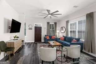 309 E 41st St, Savannah, GA 31401 - Photo 5