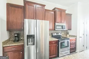 309 E 41st St, Savannah, GA 31401 - Photo 3