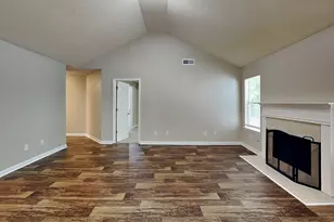 6630 Pole Creek Dr, Lithonia, GA 30058 - Photo 3
